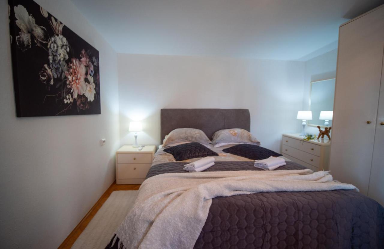 Art Apartment Sole พูลา ภายนอก รูปภาพ